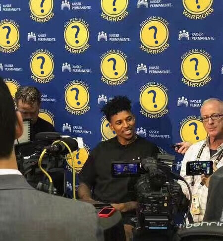 吾米提江：来到海港时我就想过能拿冠军，希望以后能多拿几个（吾米提江：加盟海港就立志夺冠，盼未来再添更多冠军）