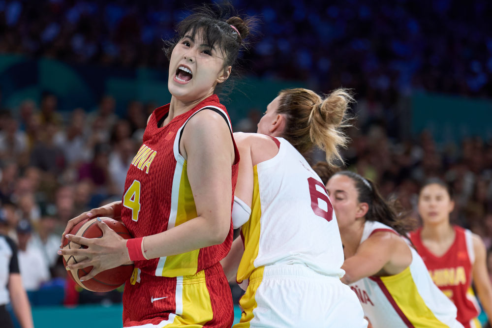 澎湃：泰州开建“苏超”冠军奖杯打卡点，预计12月上旬亮相（泰州启动“苏超”冠军奖杯打卡地标建设，预计12月上旬亮相）