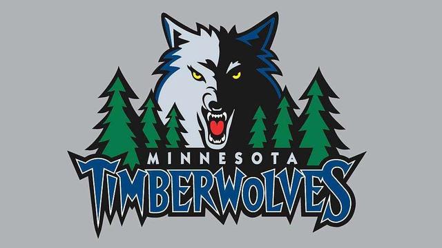 欧文突破防守送出关键助攻（欧文穿透防线妙传制胜）