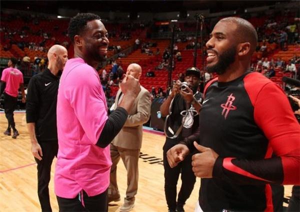 镜报：买安德森要1亿-1.2亿镑，曼联可能通过出售5人筹集资金（镜报：安德森标价1亿至1.2亿英镑，曼联或出售五将筹资）