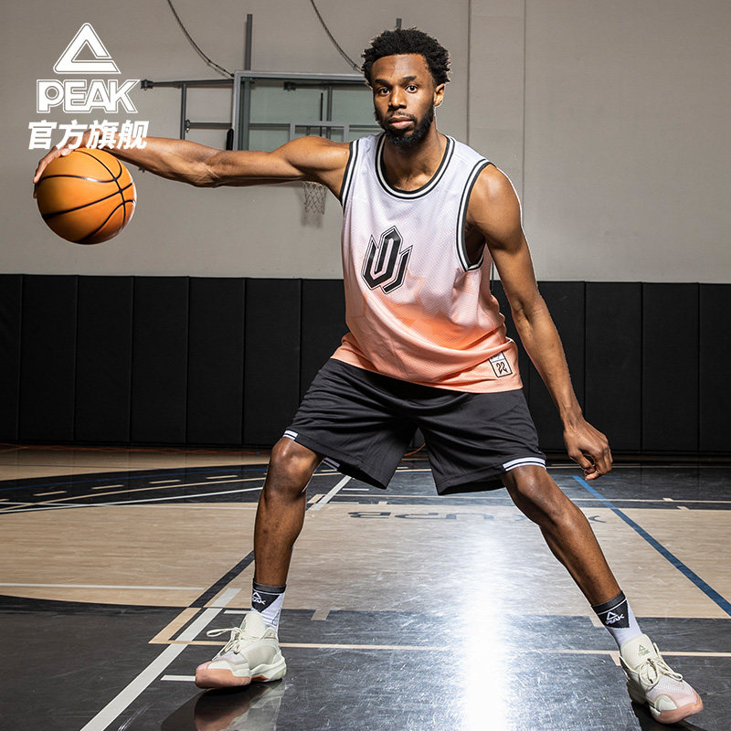 数据越看越不对劲（数据越查越蹊跷）