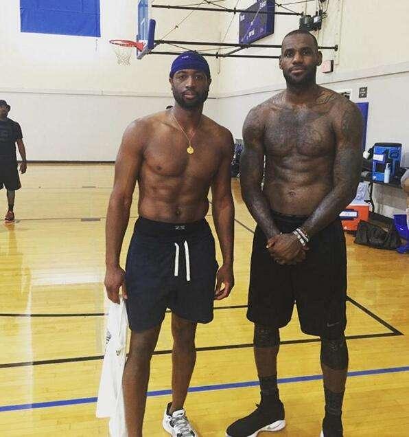 80后中超老将盘点！京门铁闸！“大器晚成”的国安门神侯森！（80后中超宿将巡礼：大器晚成的国安门神侯森，京门铁闸再现风采）